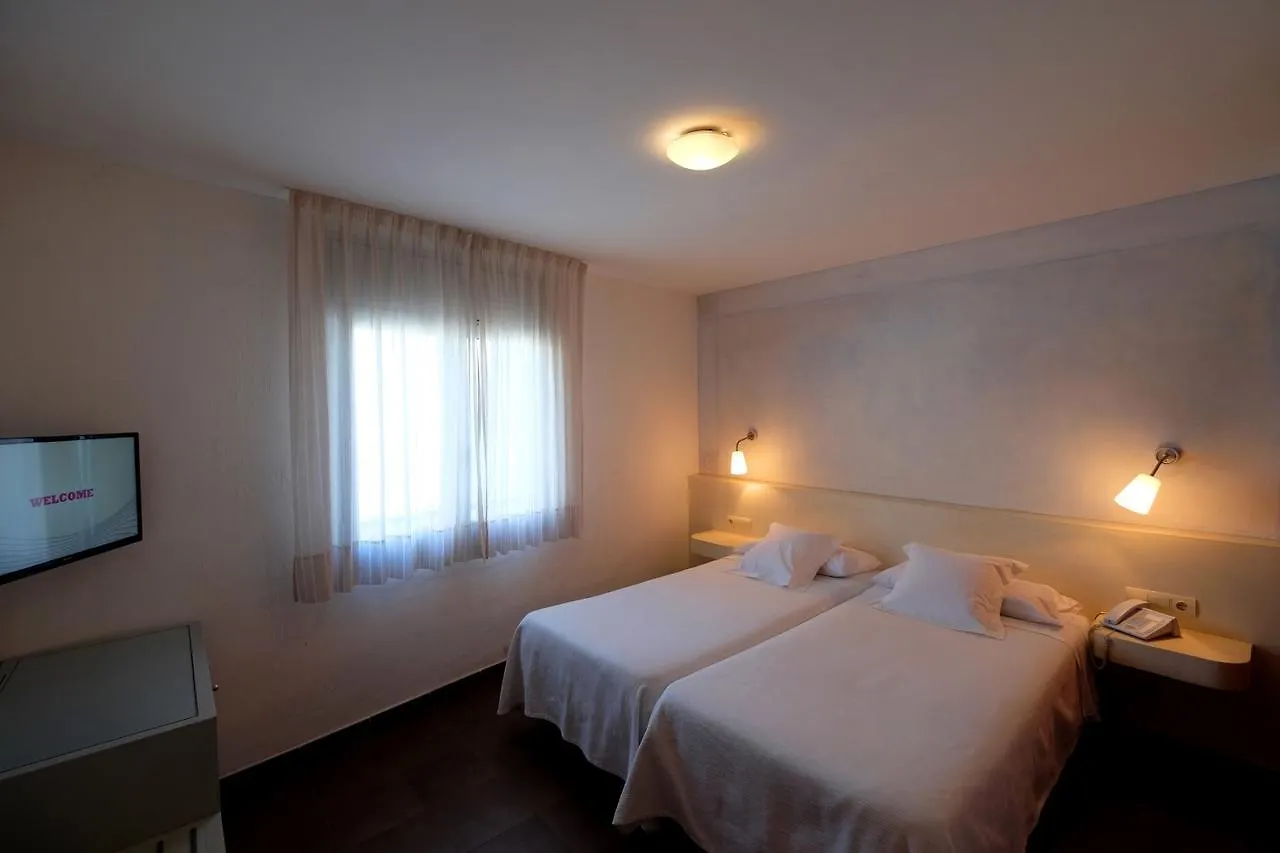 Hotel Carmen Roses