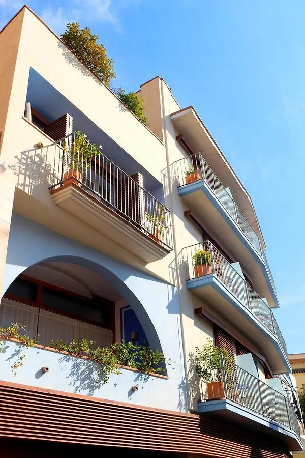 Hotel Carmen روساس
